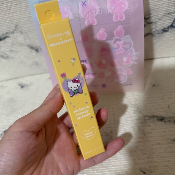 Hello Kitty Lip Balm (Mango Dream) & Perfecting Blemish Patches - Picture 2 of 7